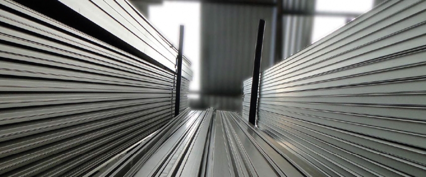 Compradores de aluminio piden revisión de fijación de precios